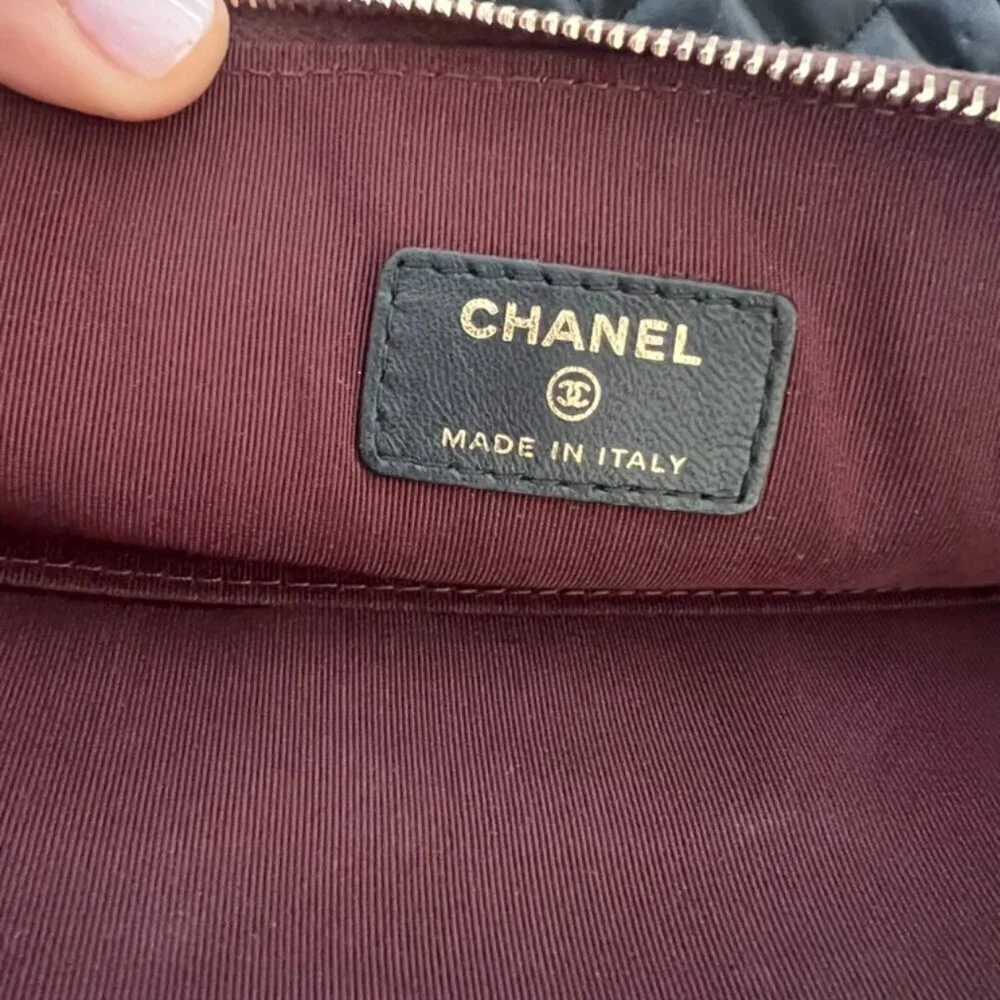 Chanel black leather lambskin leather pocket clutch / laptop sleeve